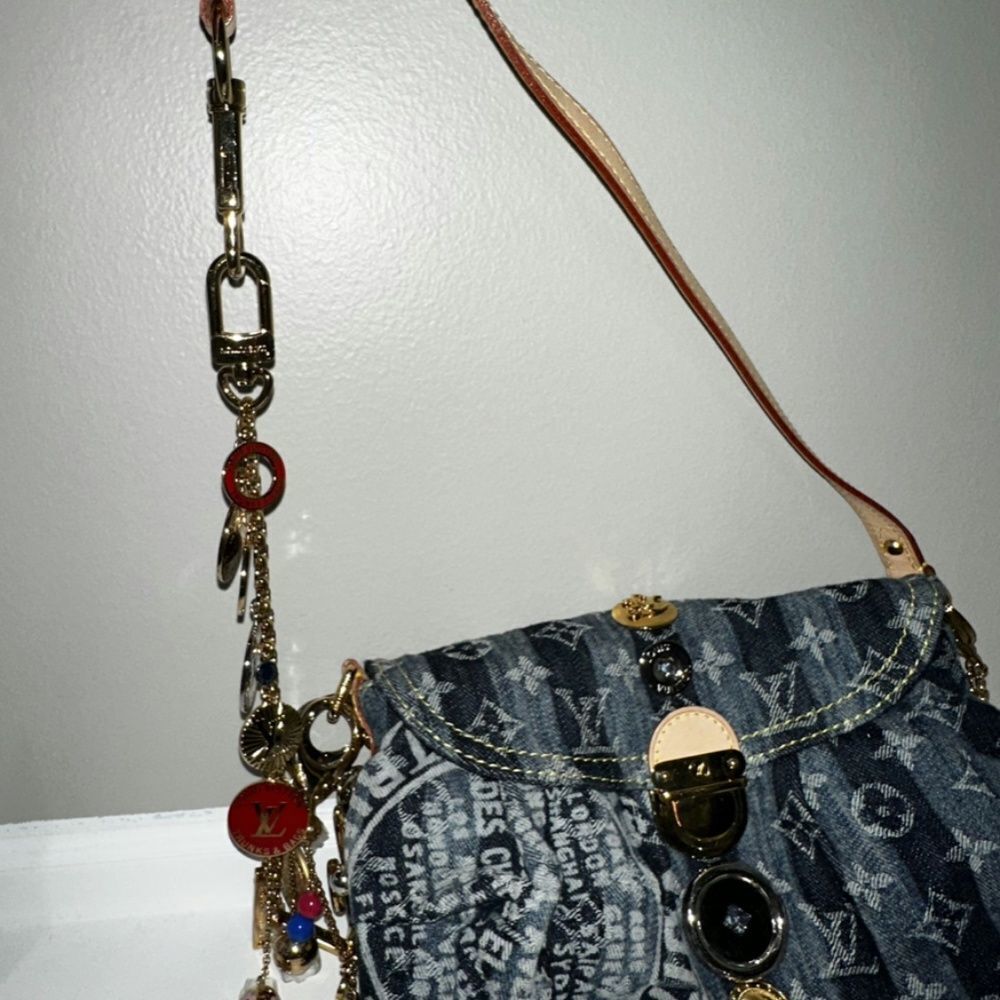 Louis Vuitton Limited Edition Blue Denim Monogram Denim Mini Pleaty Raye Customi - Picture 4 of 9